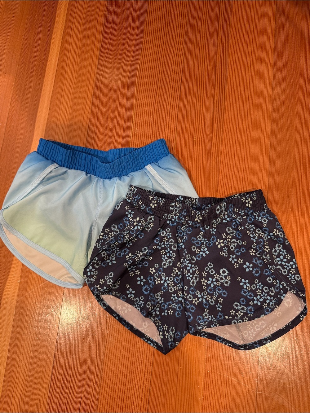 all in motion Blue Gradient & Navy Floral Girls' Athletic Shorts